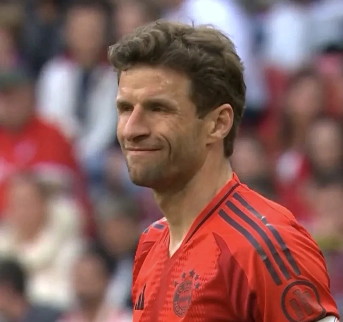 马赛完胜拜仁，格纳布里高光表现