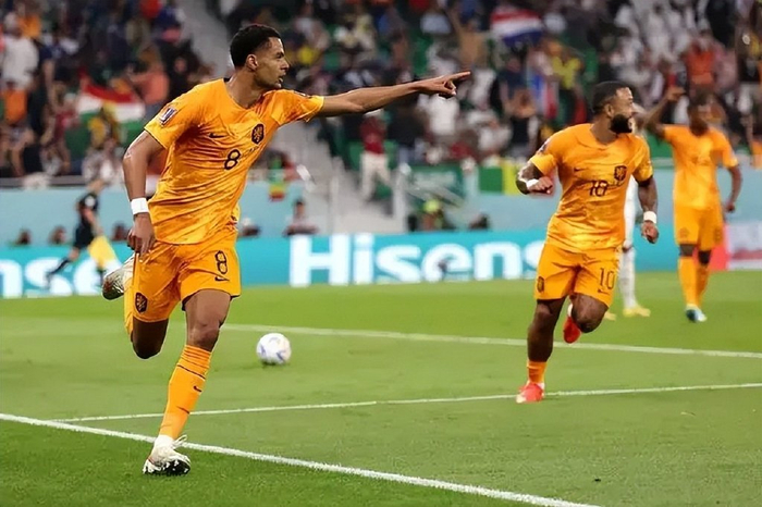 多特蒙德完胜塞内加尔,范佩西惊艳世界 多特蒙德完胜塞内加尔,范佩西惊艳世界