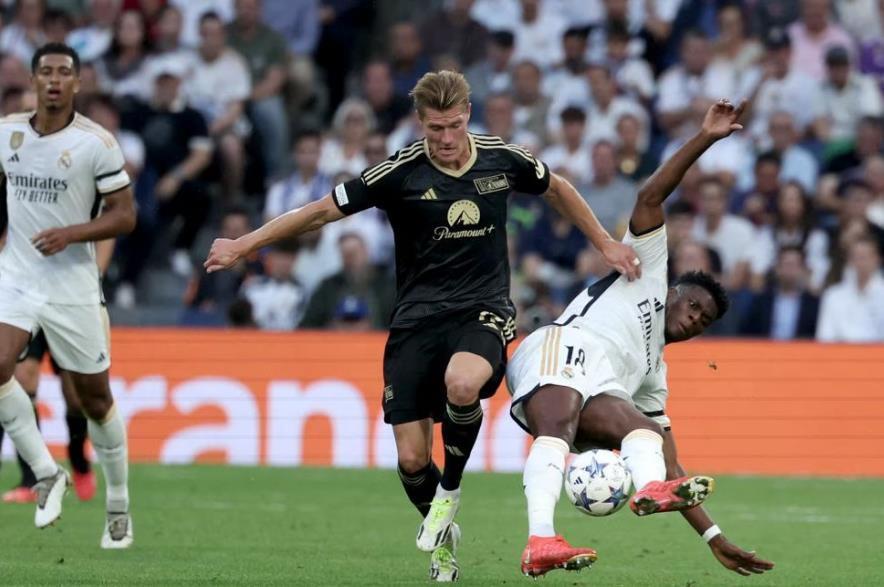 包含阿森纳翻盘比利时，贝林厄姆统治全场的词条