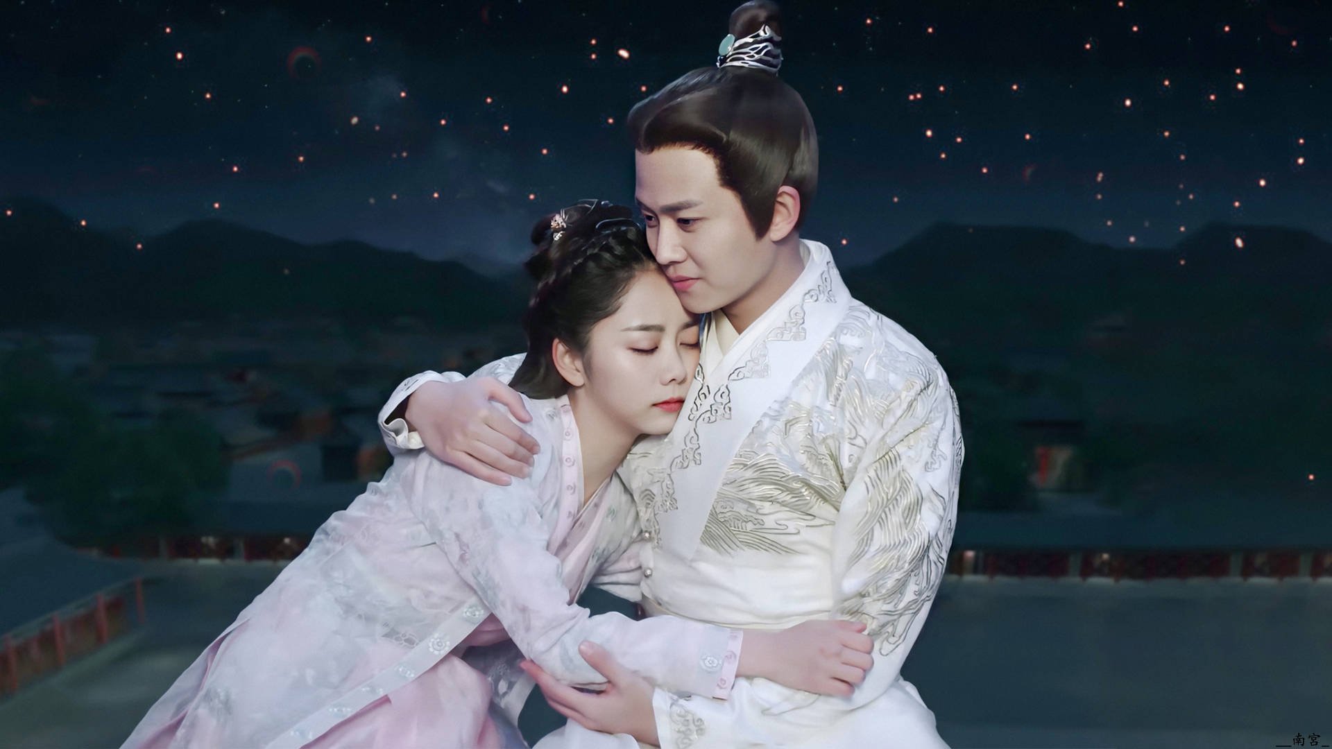 双星闪耀，墨西哥洲际称雄与孙兴慜东亚决战的艺术