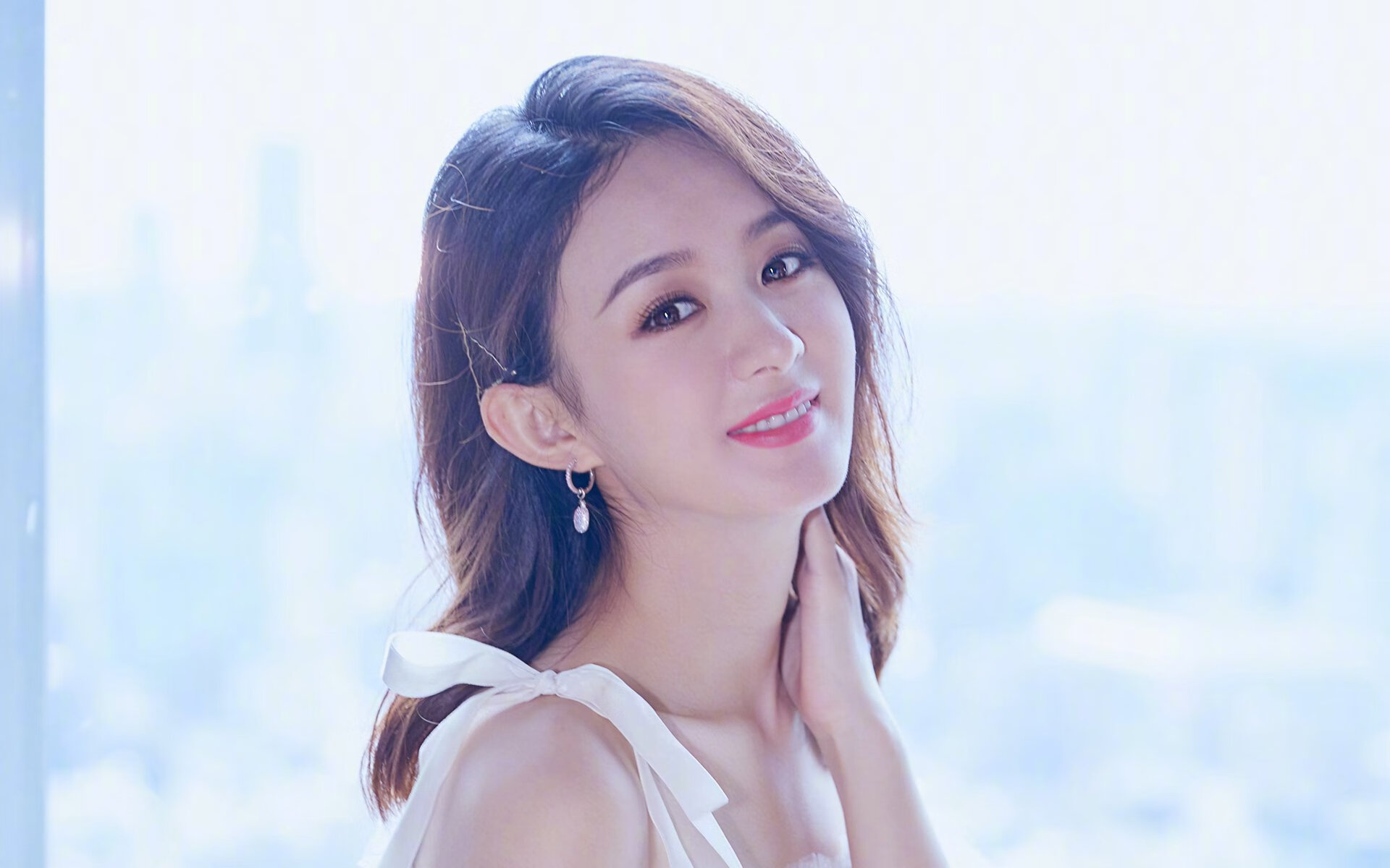 1.当黄金一代遇上钻石一代,佩德里用一场艺术课终结德比宿命—强调代际更迭与比赛的艺术性